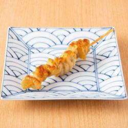 Hakata's specialty dish! Chicken skin (salt and sauce) 1 piece