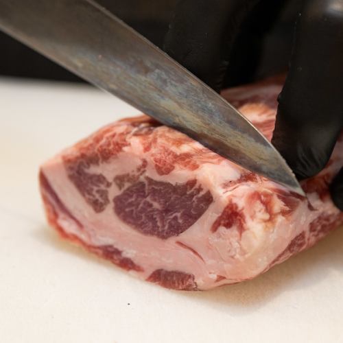 職人技が光る、極上ラム肉の魅力