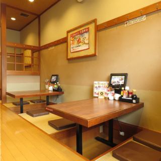 ゆっくりとお寛ぎ頂けるお席を多数ご用意しております♪
