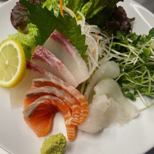 Japanese and Korean sashimi