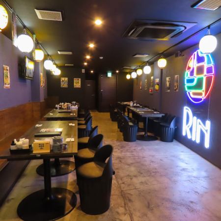 Seats for 4 people are available for 2 people or more!