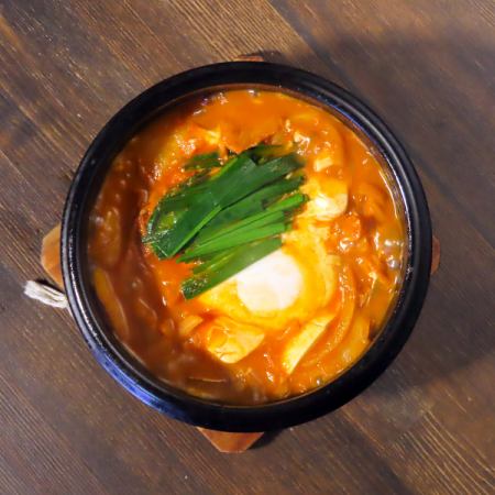 スンドゥブチゲ