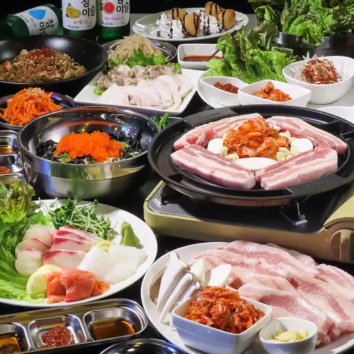 【2h飲み放題付き☆】全6品!ワンランク上の韓国料理ご提供!サムギョプサルコース5500円→5000円