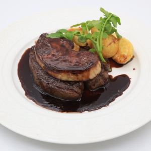 牛フィレ肉のステーキ　ロッシーニ風