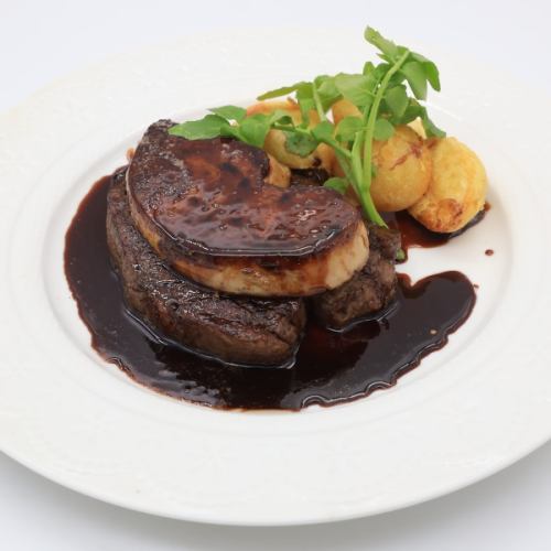 牛フィレ肉のステーキ　ロッシーニ風