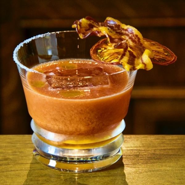 【銀座＆新橋で癒しの一杯】男性にはおすすめレアウィスキー・女性には旬のフルーツカクテルが人気
