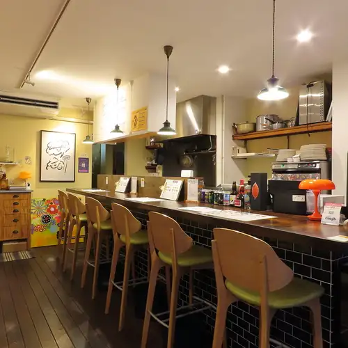 モダンでお洒落な店内
