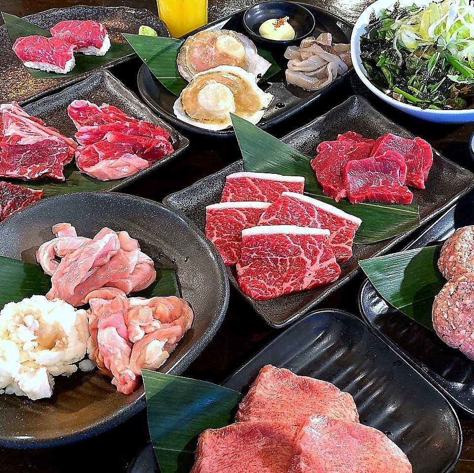 肉15種+サイドメニュー14種の全29種食べ放題コース3500円♪