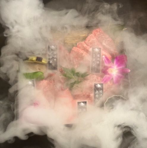 【玉手箱】3大和牛の魅力を存分に引き出した、まさに「玉手箱」のような一品 8,500円(税込)