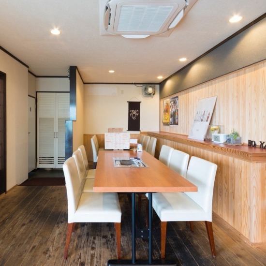 清潔感のある店内は、ご家族でのお食事もご安心いただけます♪