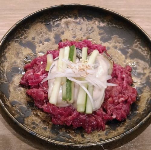 牡蠣のユッケ和え