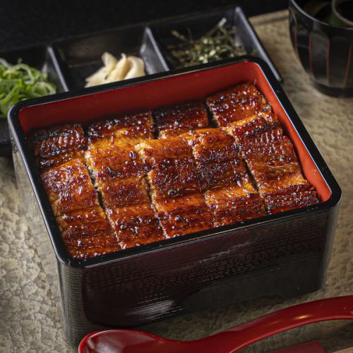 ふっくらとした極上鰻