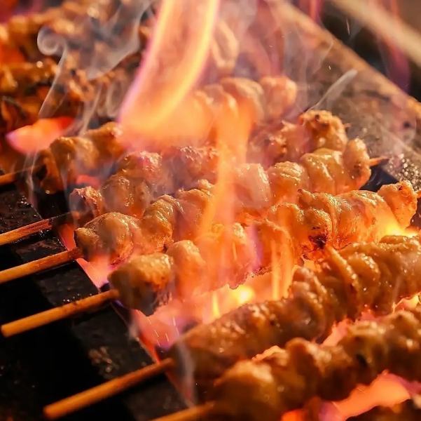リーズナブルに楽しめる博多串焼きは1本165円(税込)～♪盛り合わせのご用意もあり大人数でシェアもOK★