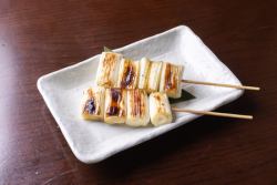 2 green onion skewers