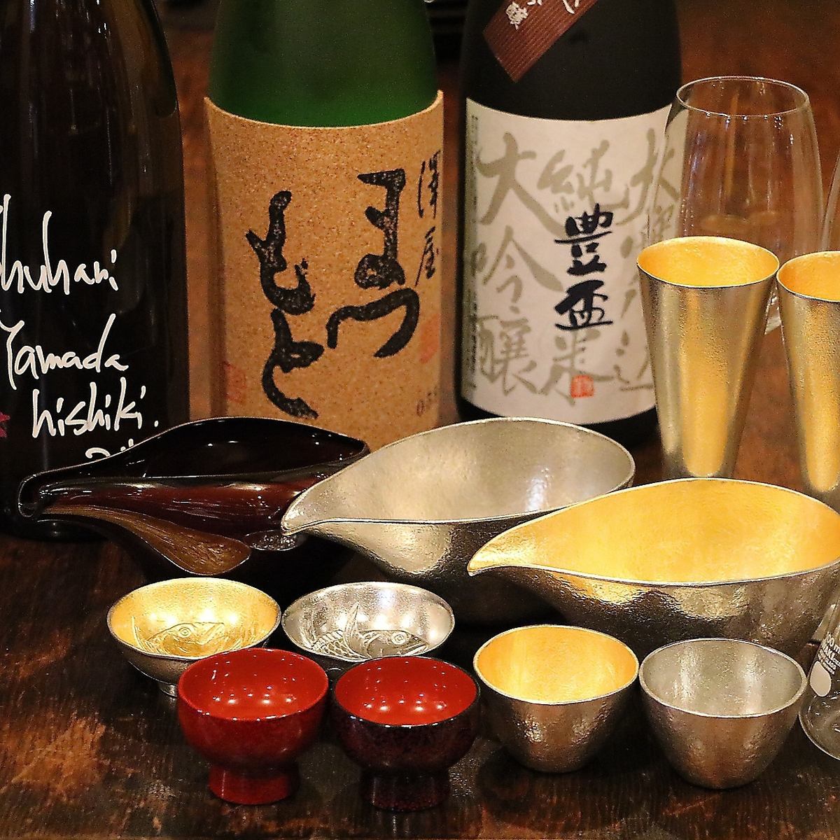 We have carefully selected sake available only now! We also have other standard to rare items ◎