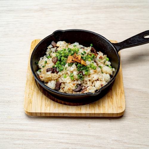 鉄板ガーリックライス