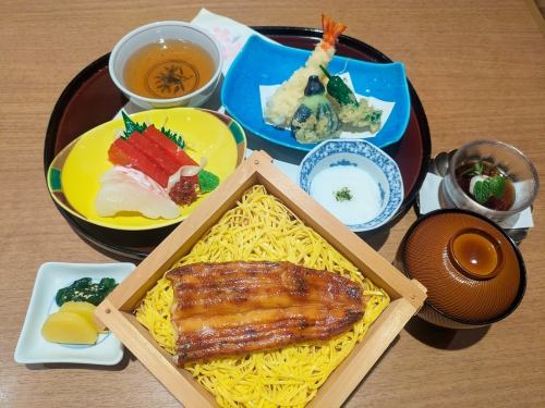 萩せいろ(鰻半尾)