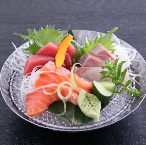 Assorted fish sashimi for 2 people
