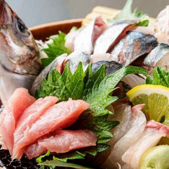 Commitment to fresh fish.Fresh fish caught in the morning is delivered the same evening.