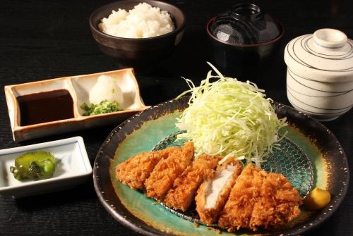 [Awaton Pork from Tokushima Prefecture] Pork cutlet set meal