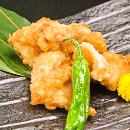 焼き鳥以外のメニューも豊富にご用意☆