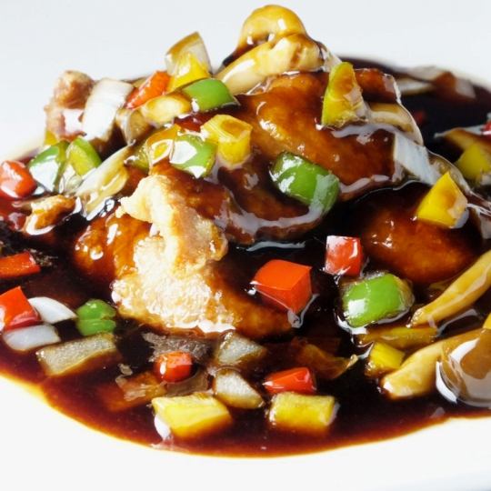 Homemade sauce is the decisive factor! No. 1 most popular menu item! Sweet and sour pork with black vinegar