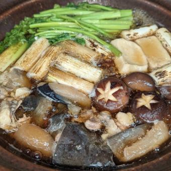 [From May 13th] Soft-shelled turtle course ◆ Jellyfish, round hotpot, etc. <8 dishes total> 9,800 yen (tax included)