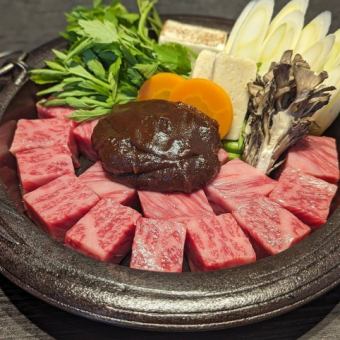 [From May 13th] Beef hotpot course ◆ Today's sashimi, beef nigiri sushi, etc. <9 dishes total> 14,000 yen (tax included)