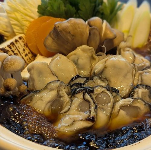 Oyster dotenabe (winter only, reservations must be made at least three days in advance, 2 servings or more)