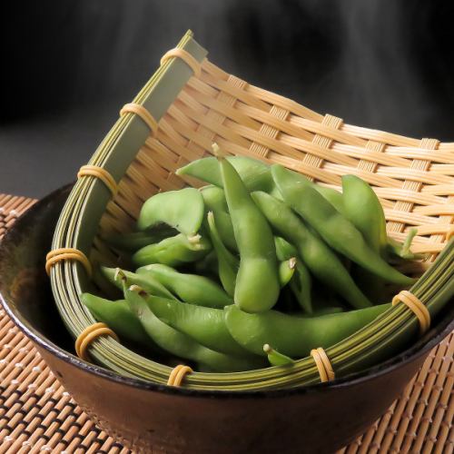 枝豆と落花生塩茹で