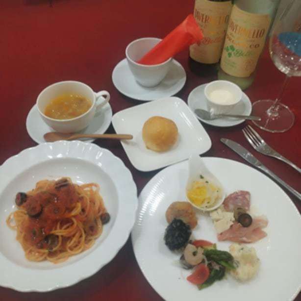 세련되게 즐기는 이탈리아 가정 요리 ♪ 테이크 아웃도 환영합니다 ♪