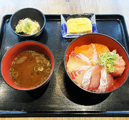 海鮮丼セット