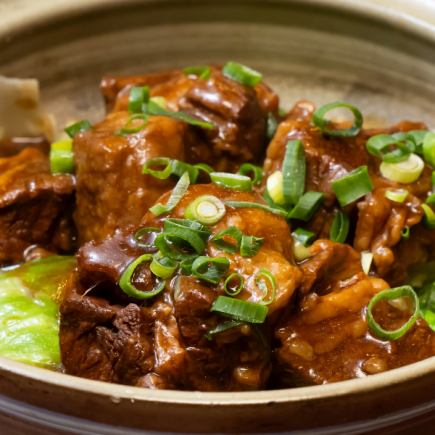 【お一人様 10000円コース】フカヒレの姿煮・牛バラ肉の煮込み等 全8品 11000円(税込)