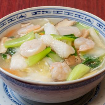 【特別セット】酢豚・八宝菜・楊州炒飯・小籠包等　全5品 2750円(税込)