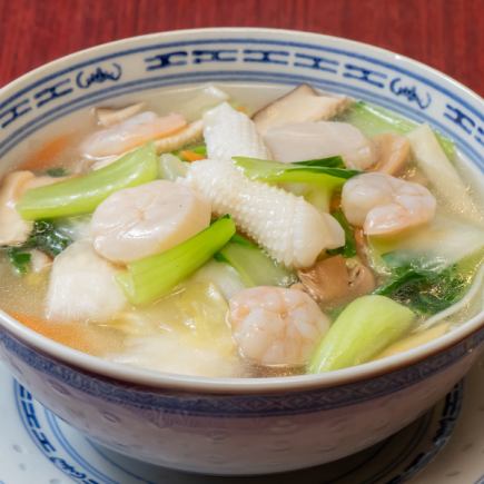 【特別セット】酢豚・八宝菜・楊州炒飯・小籠包等 全5品 2750円(税込)