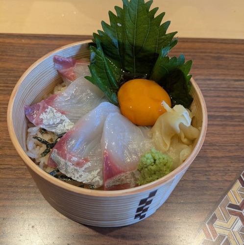 カンパチのミニ丼