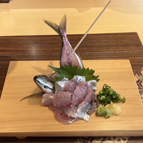 真鯵の刺身(姿造り)