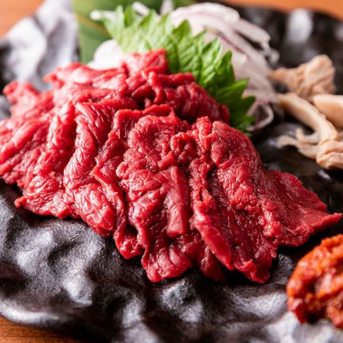 [Our specialty] Aizu horse sashimi