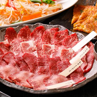 【厚切り霜降り肉と柔らかタン元を堪能する極旨コース】 全8品 10,000円