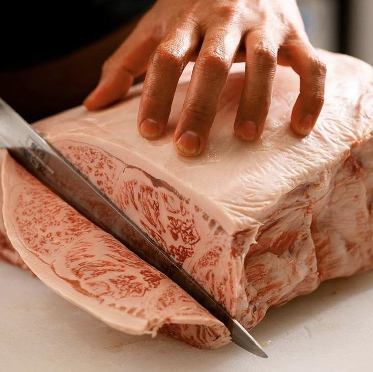 こだわり抜いた肉質×味わいが人気の秘密。数量限定の肉も多数★