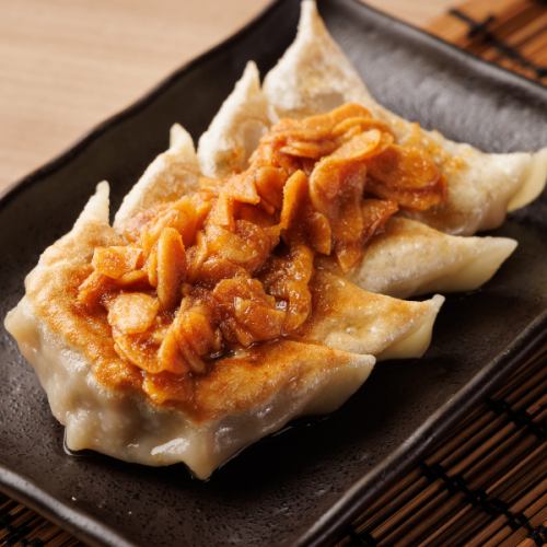 garlic gyoza