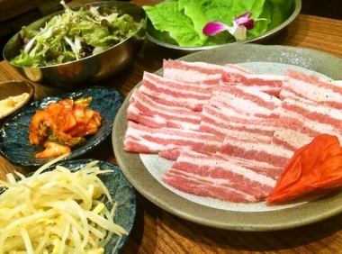 삼겹살 사랑 해요 코스 음료 뷔페 포함 (90 분 LO 제)