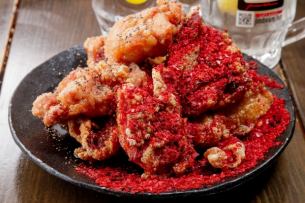 Addictive fried chicken from red ~Special sauce and plenty of Korean chili pepper~