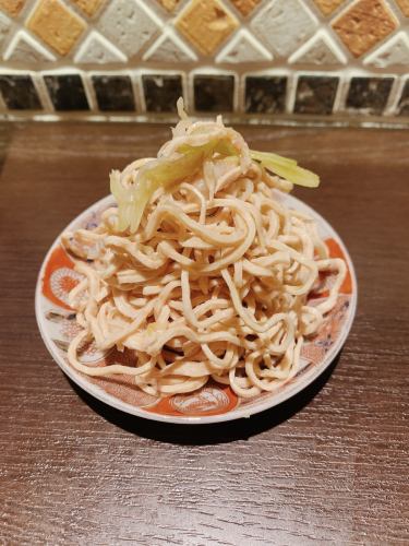 凤尾鱼蒜蓉豆腐干