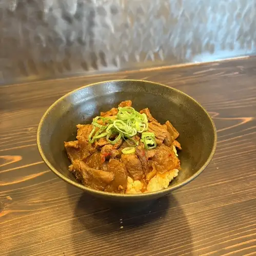 スジ丼