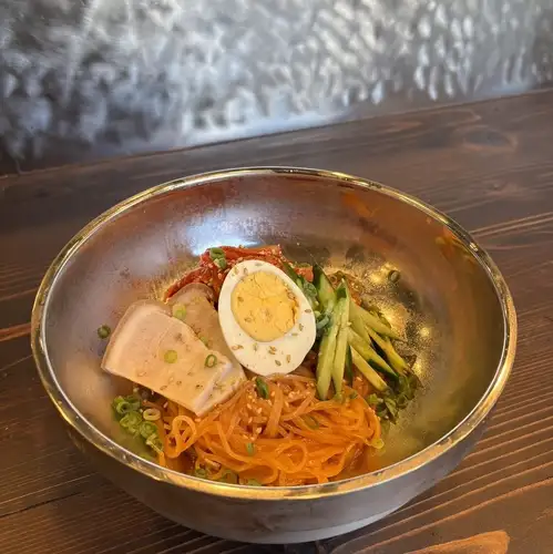 ビビン麺