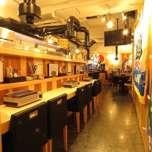 There are 6 counter seats! Recommended for a little drink or a date ♪ All seats are equipped with a tabletop stove and ventilation fan! You don't have to worry about the smell of clothes on your way home ♪ Fresh seafood from Erimo, Hokkaido Please enjoy it ★