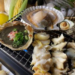 Assortment of 3 grilled shellfish