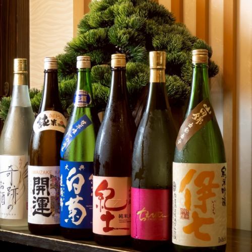 日本酒は常時20種類ご用意