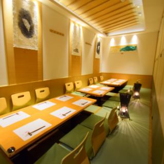 [Tatami seats] The comfortable tatami room is recommended for banquets and moms' gatherings ♪ There is also a diaper changing table in the women's restroom ♪